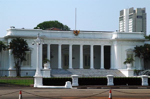 Detail Gambar Istana Negara Jakarta Nomer 25