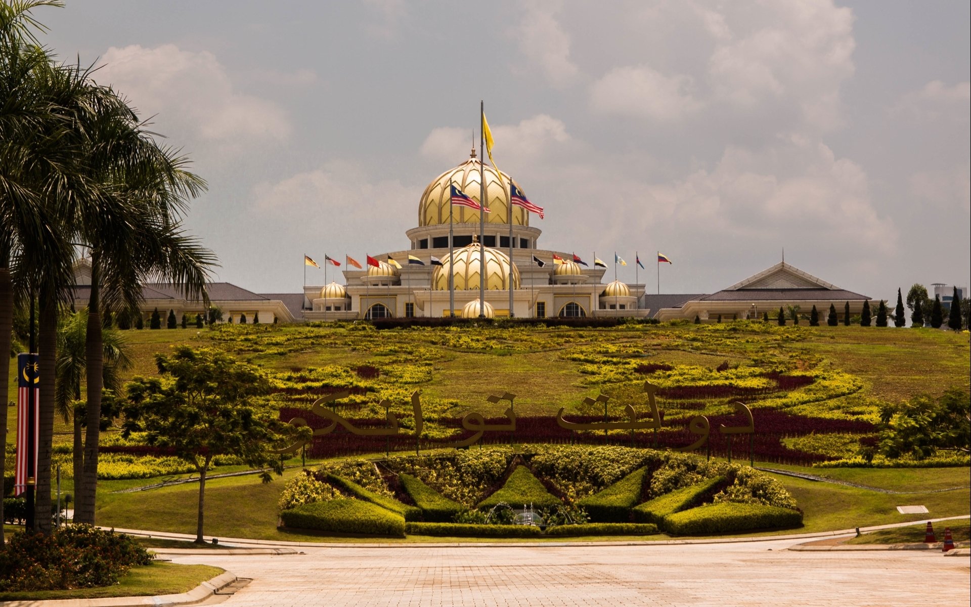 Detail Gambar Istana Negara Jakarta Nomer 43