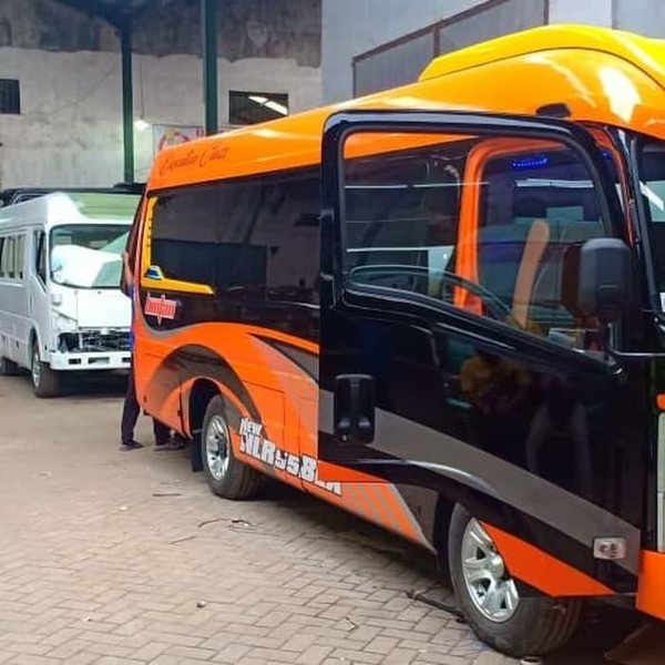 Detail Gambar Isuzu Elf Long Chasis Nomer 3