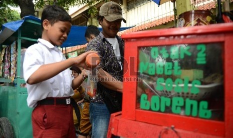 Detail Gambar Jajan Di Sekolah Nomer 39