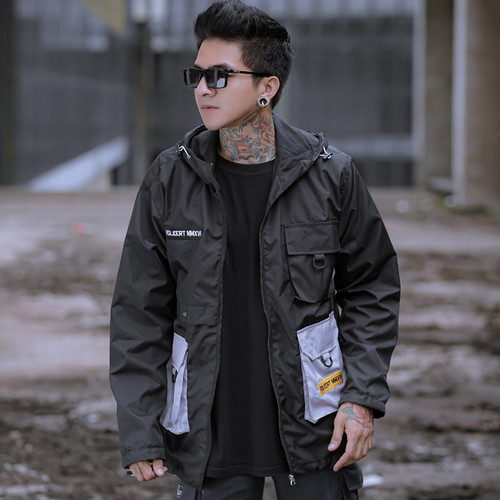 Detail Gambar Jaket Parasut Pria Nomer 25