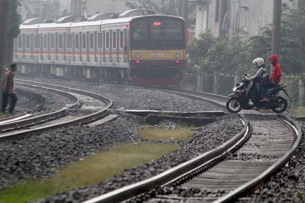 Detail Gambar Jalur Kereta Api Nomer 15