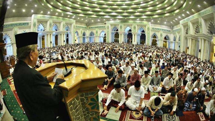 Detail Gambar Jamaah Masjid Yang Hilang Nomer 28