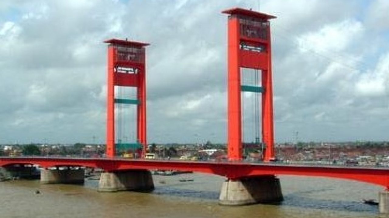 Detail Gambar Jembatan Ampera Palembang Nomer 39