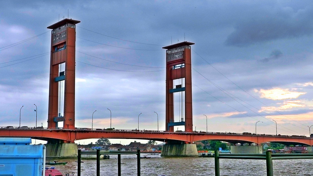 Detail Gambar Jembatan Ampera Palembang Nomer 41