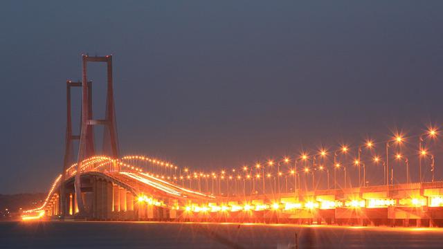 Detail Gambar Jembatan Suramadu Nomer 32