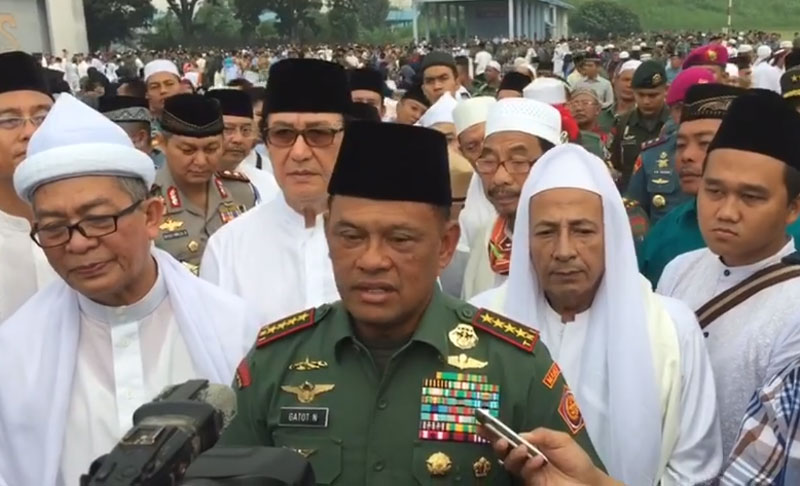 Detail Gambar Jenderal Gatot Nurmantyo Buka Bersama Nomer 41