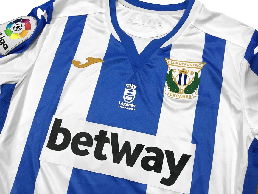 Detail Gambar Jersey Leganes 2018 Nomer 11