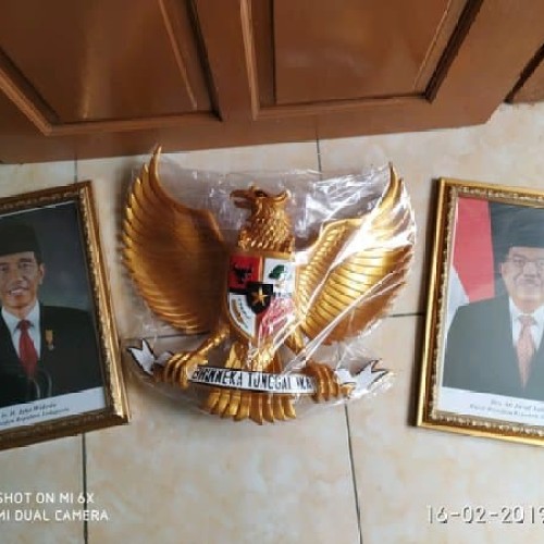 Detail Gambar Jokowi Di Bingkai Nomer 26