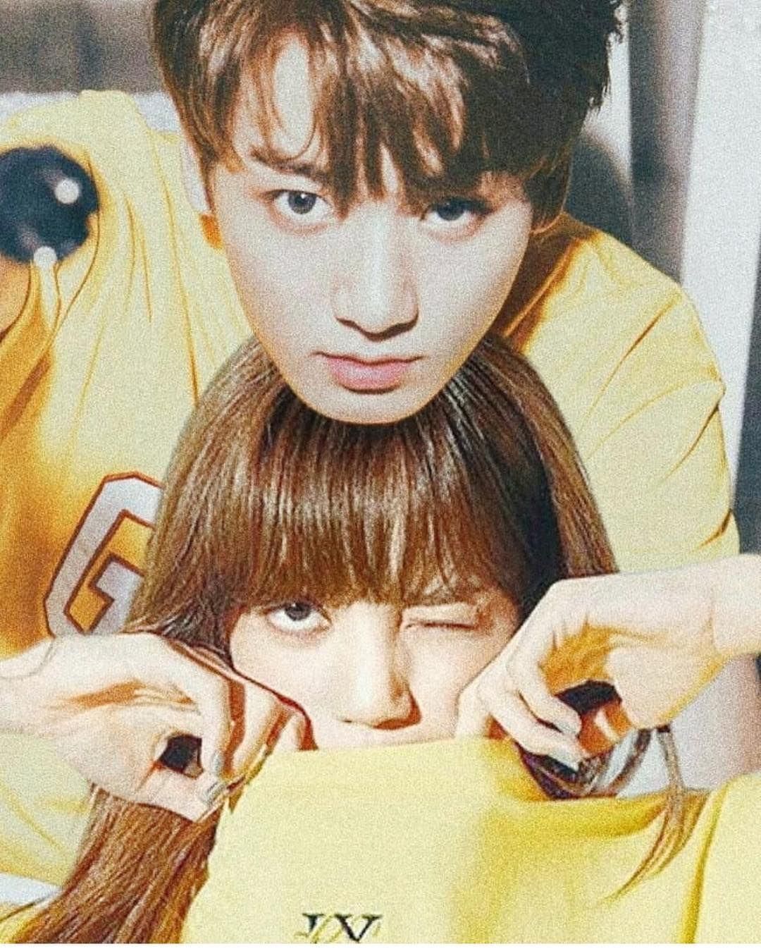 Detail Gambar Jungkook Dan Lisa Nomer 31