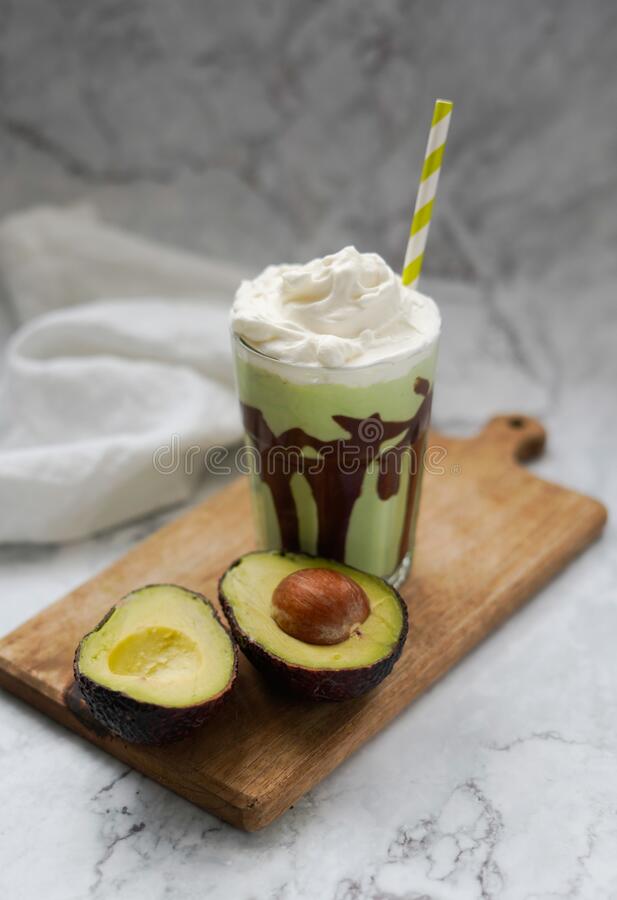 Detail Gambar Jus Avocado Nomer 15