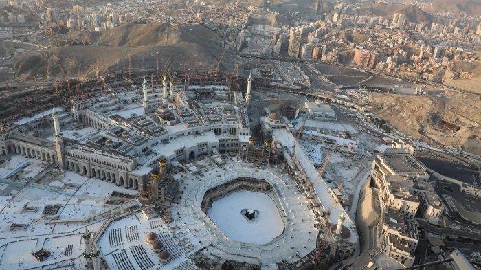 Detail Gambar Kabah Dari Atas Langit Nomer 2