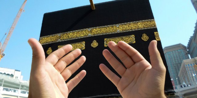 Detail Gambar Kabah Dari Dekat Nomer 3