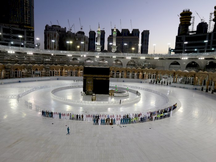 Detail Gambar Kabah Dari Dekat Nomer 35