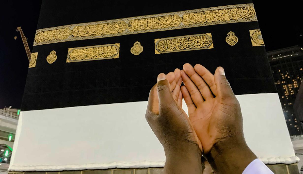 Detail Gambar Kabah Dari Dekat Nomer 40