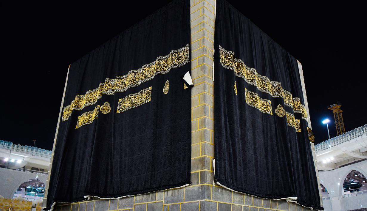 Detail Gambar Kabah Dari Dekat Nomer 8