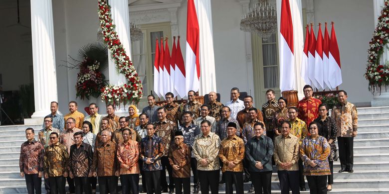 Detail Gambar Kabinet Kerja Jokowi Setelah Reshuffle Ke 3 Nomer 14
