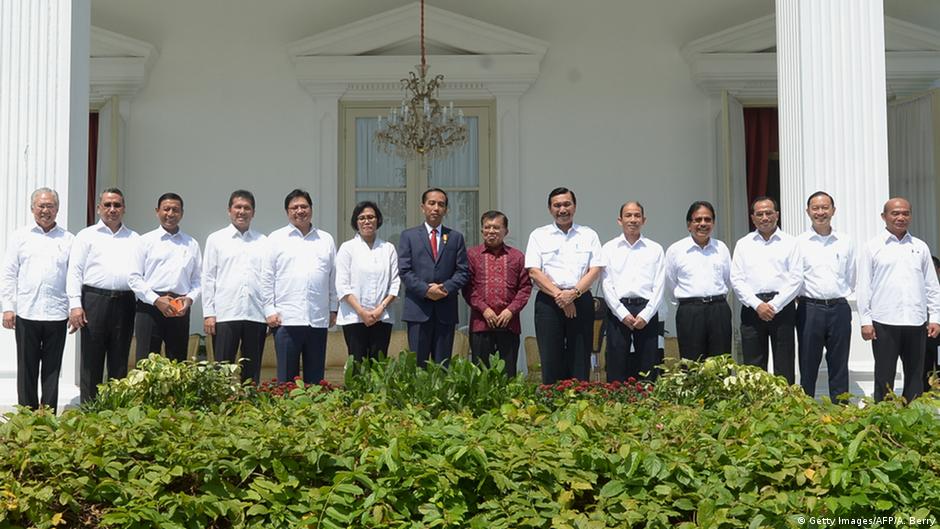 Detail Gambar Kabinet Kerja Jokowi Setelah Reshuffle Ke 3 Nomer 29