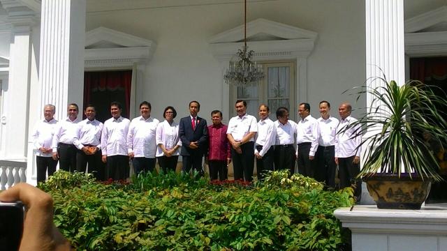 Detail Gambar Kabinet Kerja Jokowi Setelah Reshuffle Ke 3 Nomer 31