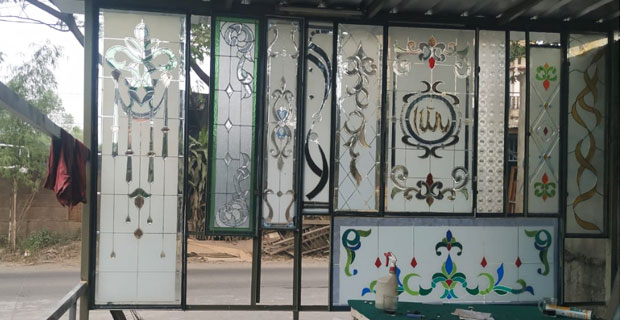 Detail Gambar Kaca Grafir Masjid Terbaru Nomer 34