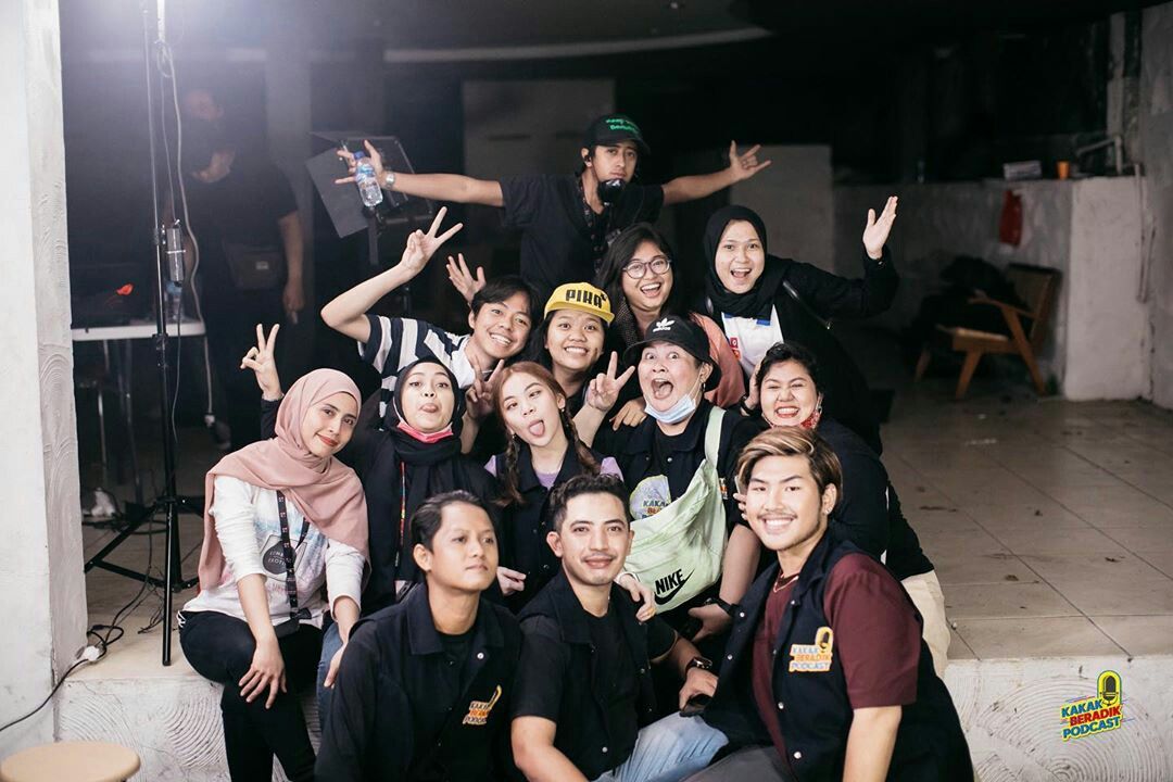 Detail Gambar Kakak Beradik Nomer 36
