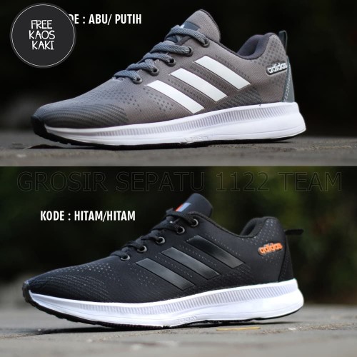 Detail Gambar Kaki Pake Sepatu Adidas Nomer 53