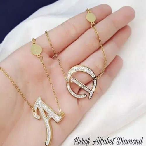 Detail Gambar Kalung Huruf Nomer 18