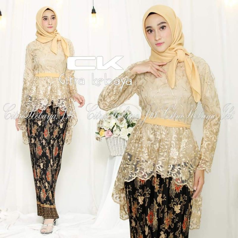 Detail Contoh Kebaya Brokat Nomer 24