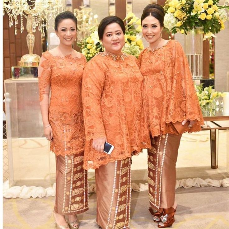 Detail Contoh Kebaya Brokat Nomer 34