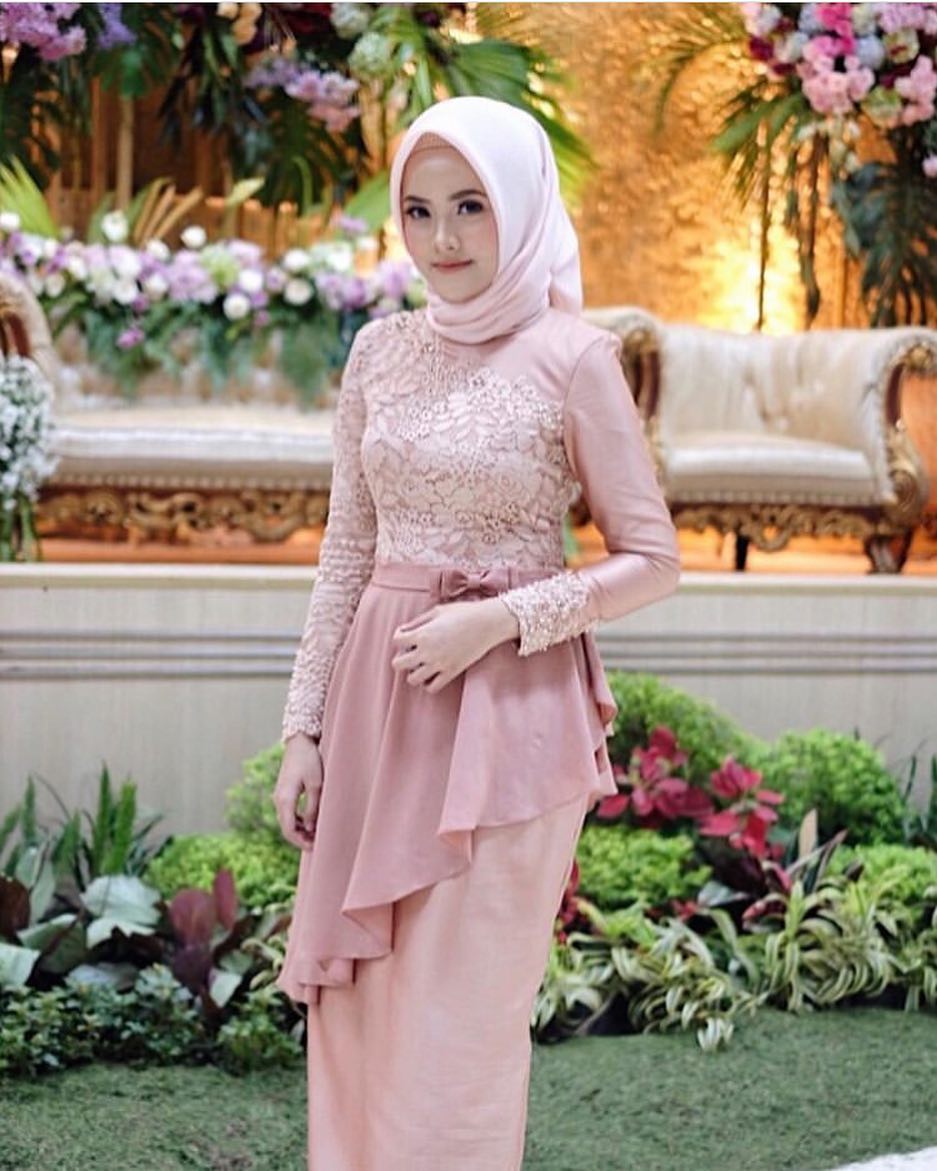 Detail Contoh Kebaya Brokat Nomer 35