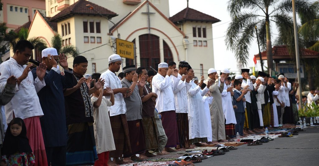 Detail Contoh Keberagaman Agama Di Indonesia Nomer 10