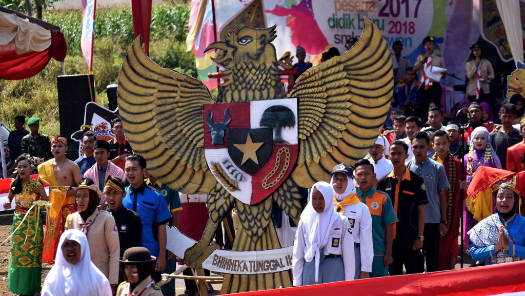 Detail Contoh Keberagaman Yang Ada Di Indonesia Nomer 51