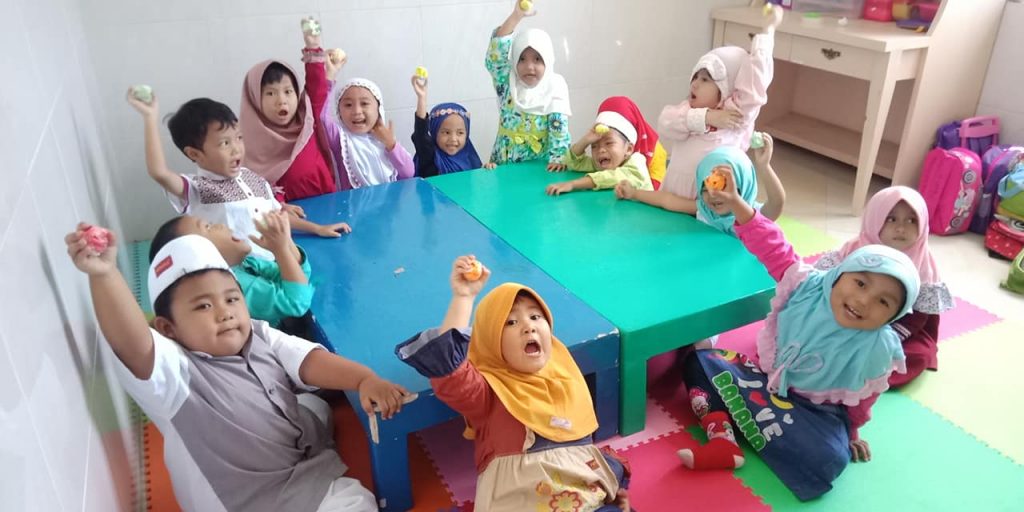 Detail Contoh Kegiatan Sosial Emosional Anak Tk Nomer 17