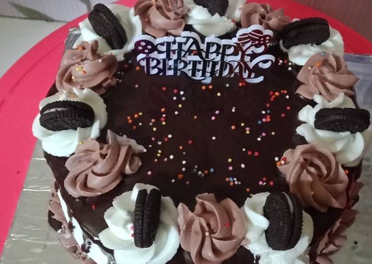 Detail Contoh Kue Tart Ulang Tahun Nomer 40