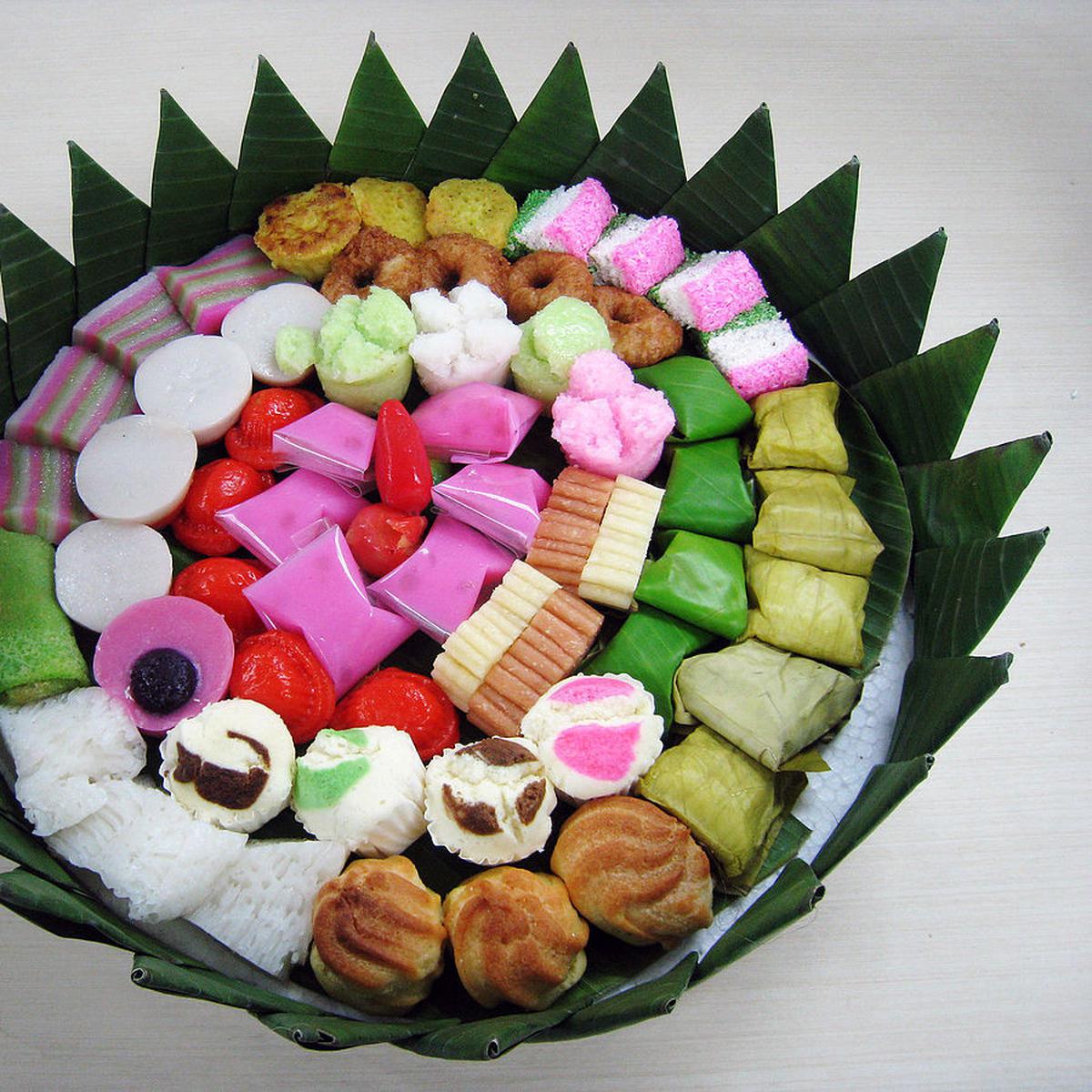 Contoh Kue Tradisional - KibrisPDR