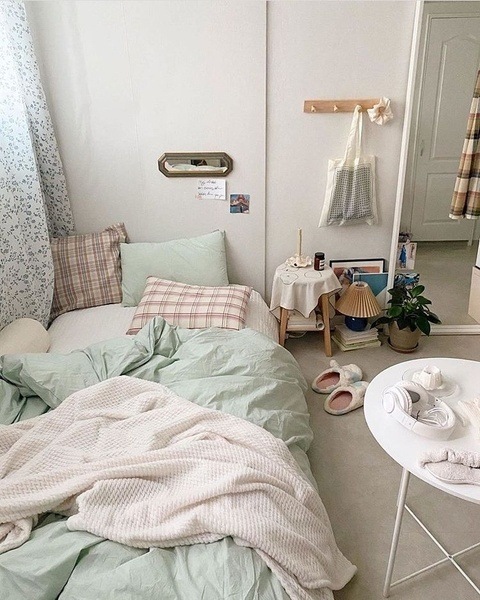 Detail Gambar Kamar Aesthetic Sederhana Nomer 58