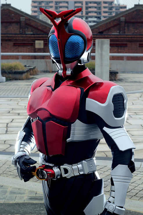 Detail Gambar Kamen Rider Kabuto Nomer 19