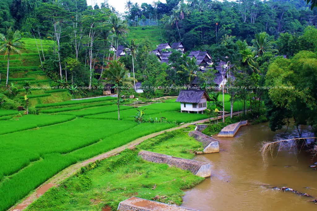 Detail Gambar Kampung Naga Tasikmalaya Nomer 49