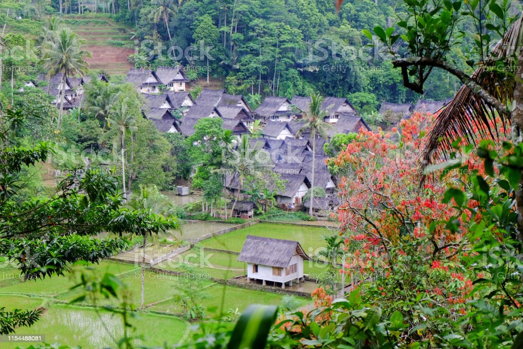 Detail Gambar Kampung Naga Tasikmalaya Nomer 52