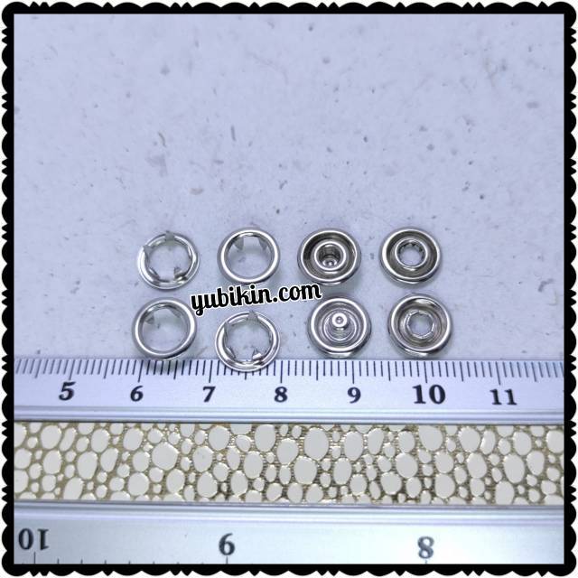 Detail Gambar Kancing Jepret Nomer 12