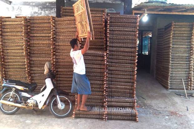 Detail Gambar Kandang Ayam Sederhana Dari Bambu Nomer 28