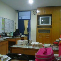 Detail Gambar Kantor Guru Nomer 19