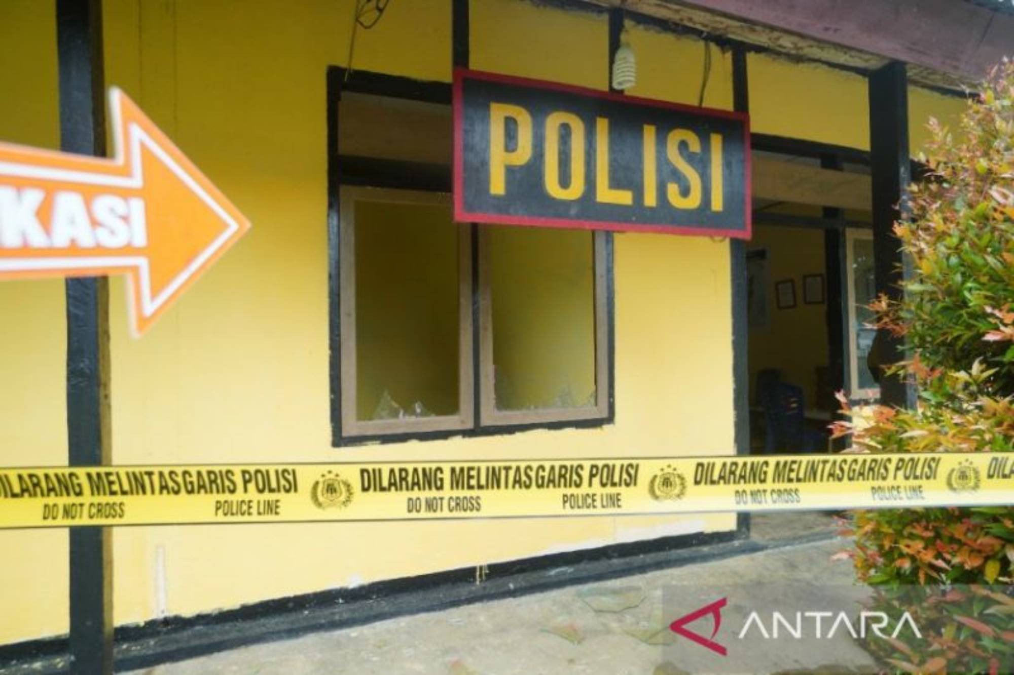 Detail Gambar Kantor Polisi Nomer 50