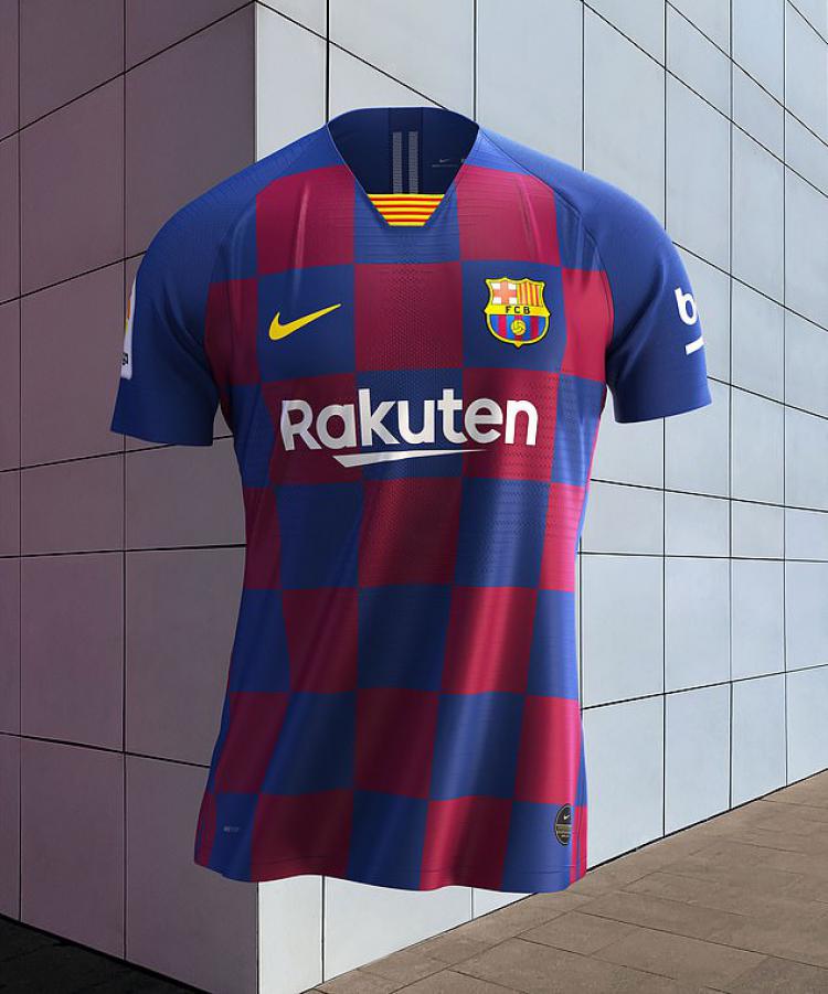 Detail Gambar Kaos Barcelona Terbaru Nomer 18