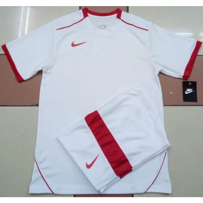 Detail Gambar Kaos Bola Polos Nomer 34