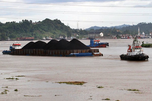 Detail Gambar Kapal Tugboat Tarik Tongkang Nomer 27