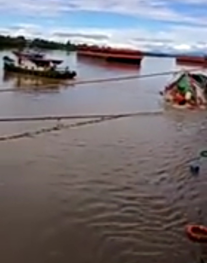 Detail Gambar Kapal Tugboat Tarik Tongkang Nomer 37