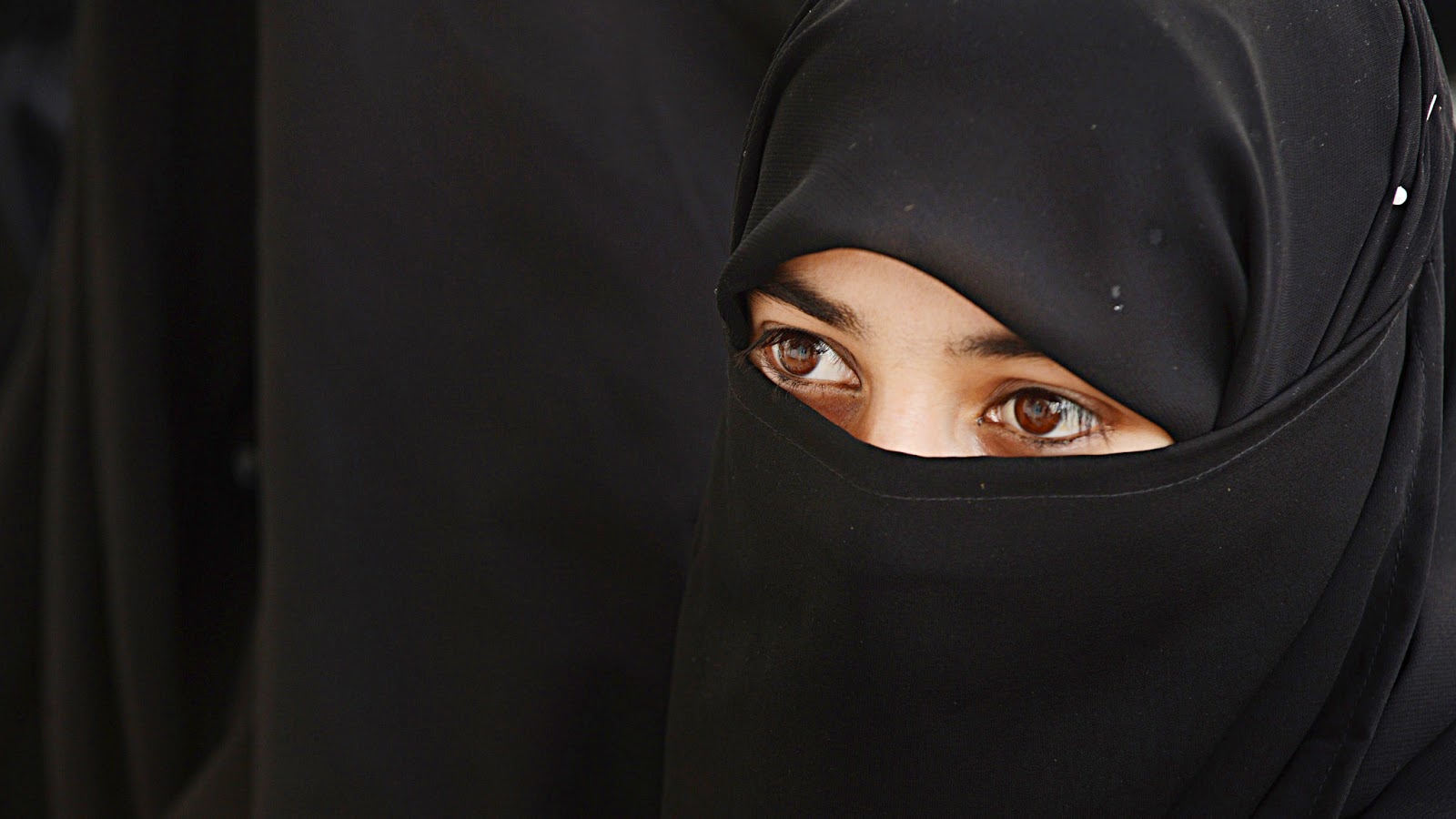 Detail Gambar Karakter Wanita Muslimah Nomer 48