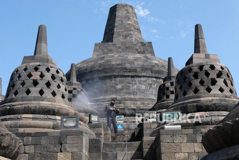 Detail Gambar Karikatur Candi Borobudur Nomer 42