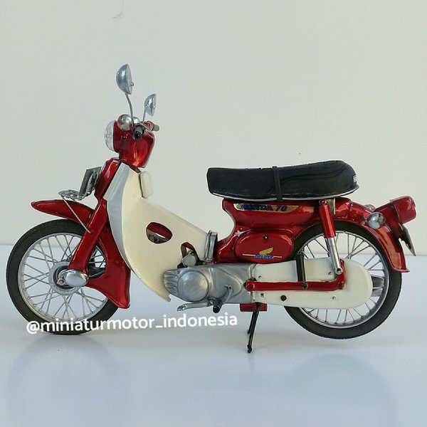 Detail Gambar Karikatur Honda C70 Nomer 53